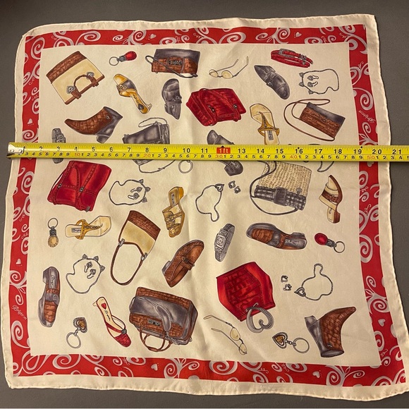 Brighton Red and Cream Swirl Scarf - Picture 7 of 7